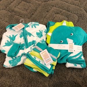 BNWT Baby Bath Set
